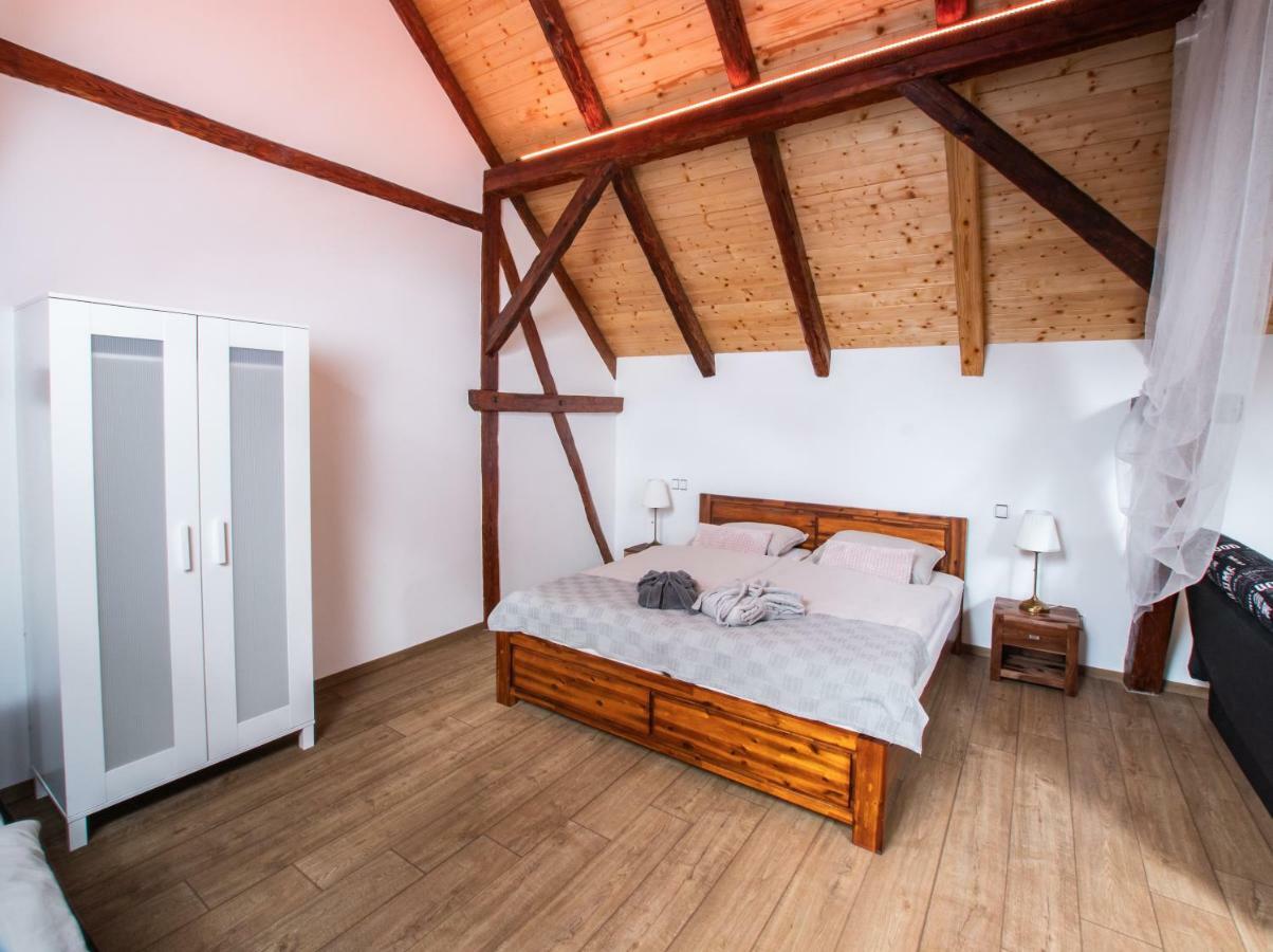 Penzion Na barokní cestě Wellness&Spa Plasy Exterior foto